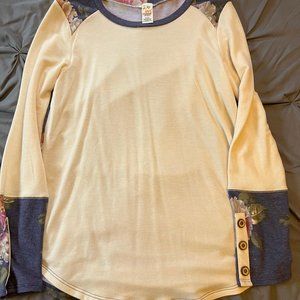 7th Ray XL Casual Top